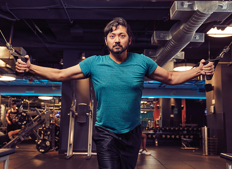 gym-goer working out arms